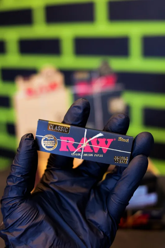 Seda Raw Black Mini Size