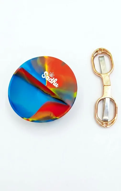 KIt Sadhu Tesoura de Aço E Cuia Grande