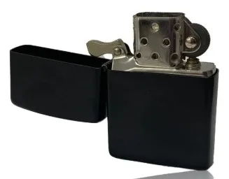 ISQUEIRO ZIPPO CLASSIC PRETO FLUÍDO